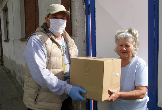 Други круг поделе хуманитарних пакета у Зрењанину